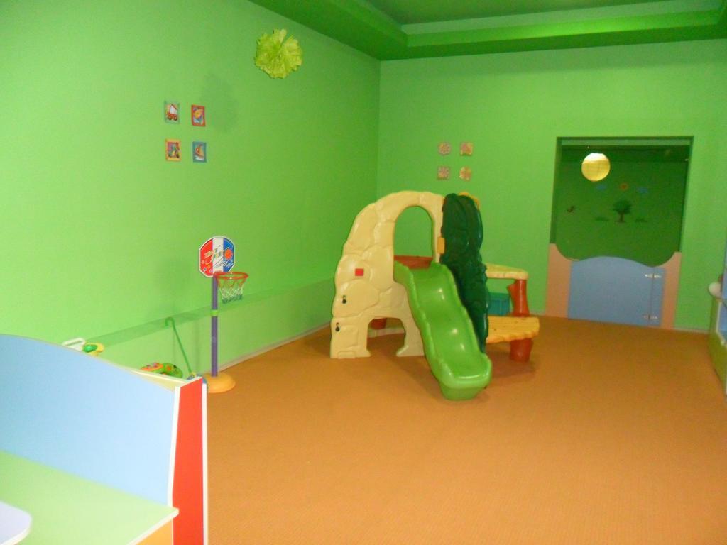 Hotel Bulgaria Petrich (Blagoevgrad) ภายนอก รูปภาพ