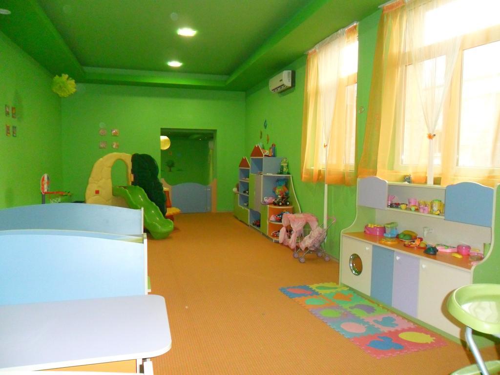 Hotel Bulgaria Petrich (Blagoevgrad) ภายนอก รูปภาพ